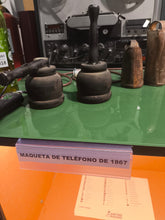 Cargar imagen en el visor de la galería, Actividad en familia: La Aventura de la Comunicación - Del Telégrafo al Smartphone y al Espacio - Sábado 7 de Marzo del 2026 - 11:30