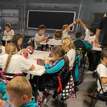 Cargar imagen en el visor de la galería, Actividad en familia: Eclipses y Fases de la Luna - Sábado 29 de Noviembre 2025 - 12:30