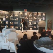 Cargar imagen en el visor de la galería, Actividad en familia: Eclipses y Fases de la Luna - Sábado 29 de Noviembre 2025 - 12:30