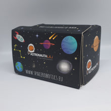 Cargar imagen en el visor de la galería, Kit Libro + Gafas Realidad Virtual (VR) "Descubre el Universo con la Astronauta LiLi"