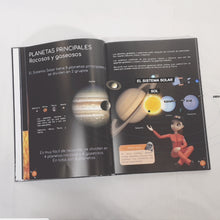 Cargar imagen en el visor de la galería, Kit Libro interactivo del Universo + Gafas Realidad Virtual (VR)
