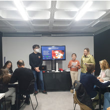 Cargar imagen en el visor de la galería, Actividad en familia: Ingenieros Espaciales - Domingo 7 de Junio del 2026 - 11:00