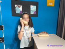 Cargar imagen en el visor de la galería, Actividad en familia: La Aventura de la Comunicación - Del Telégrafo al Smartphone y al Espacio - Domingo&nbsp;1 de Febrero del 2026 - 11:30
