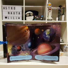 Cargar imagen en el visor de la galería, Kit Explora el espacio: Libro + Sistema Solar + Astronauta + Gafas 3D
