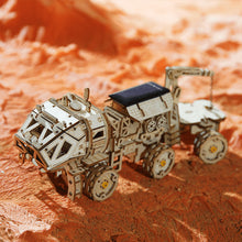 Cargar imagen en el visor de la galería, Rover con placa solar: Grúa colonia marciana
